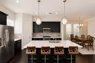 427 Renaissance Ln, Irving, TX 75060 - Photo 8