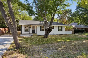 238 Oakwood Cir, Shady Shores, TX 76208 - Photo 1