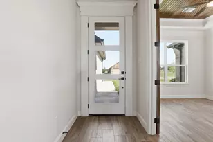 117 Eagle Ct, Glen Rose, TX 76077 - Photo 2