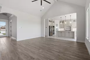 117 Eagle Ct, Glen Rose, TX 76077 - Photo 8