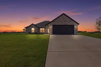 117 Eagle Court, Glen Rose, TX 76077 - Photo 1