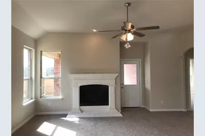 1810 Silver Oak Drive, Gainesville, TX 76240 - Photo 4