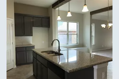 1810 Silver Oak Drive, Gainesville, TX 76240 - Photo 2