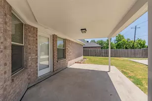 1023 Porter Pl, Sanger, TX 76266 - Photo 32