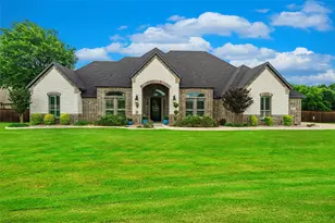 7211 Dillon Cir, Midlothian, TX 76065 - Photo 1