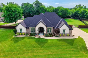 7211 Dillon Cir, Midlothian, TX 76065 - Photo 2