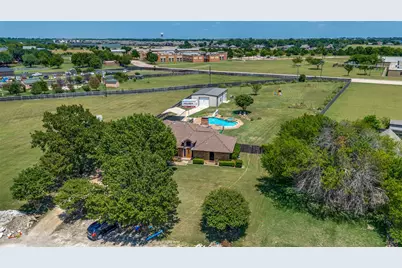 2806 Cinnamon Springs Road, Glenn Heights, TX 75154 - Photo 24