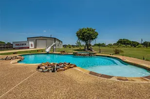 2806 Cinnamon Springs Rd, Glenn Heights, TX 75154 - Photo 20
