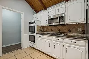 2806 Cinnamon Springs Rd, Glenn Heights, TX 75154 - Photo 8