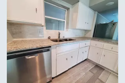503 E 13th Street, Bonham, TX 75418 - Photo 10