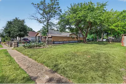 6 N Ravinia Drive, Dallas, TX 75211 - Photo 2