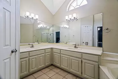 1228 Falcon Trail, Bedford, TX 76021 - Photo 14