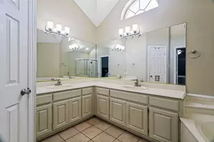 1228 Falcon Trail, Bedford, TX 76021 - Photo 14
