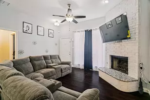 1228 Falcon Trail, Bedford, TX 76021 - Photo 4