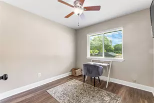 436 Ball St, Grapevine, TX 76051 - Photo 12