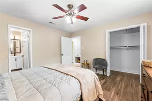 436 Ball St, Grapevine, TX 76051 - Photo 6