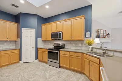 10914 Turtle Creek Lane, Frisco, TX 75035 - Photo 8