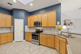 10914 Turtle Creek Ln, Frisco, TX 75035 - Photo 8
