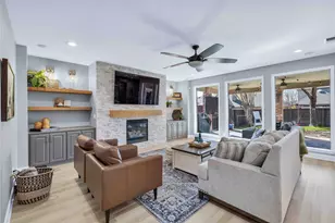 2217 Landoine Ln, Lewisville, TX 75056 - Photo 4