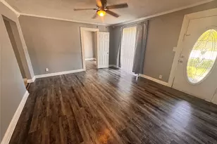 130 W Avenue D, Garland, TX 75040 - Photo 4
