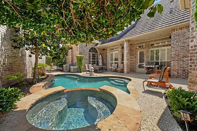 2349 Briar Court, Frisco, TX 75034 - Photo 2