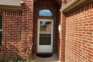 1209 Sherman St, Tioga, TX 76271 - Photo 2