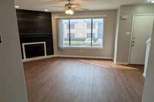 514 E Belt Line Rd, DeSoto, TX 75115 - Photo 2