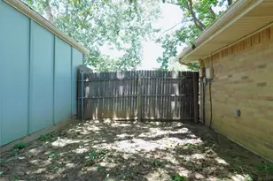 2204 Canterbury Ct, Denton, TX 76205 - Photo 26