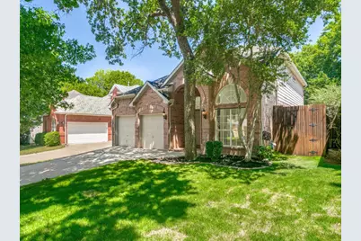 2152 Pritchard Drive, Grapevine, TX 76051 - Photo 2