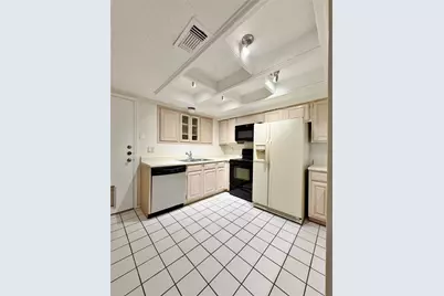 4050 Frankford Road #102, Dallas, TX 75287 - Photo 6