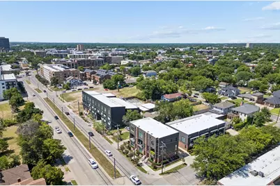 737 N Zang Boulevard #103, Dallas, TX 75208 - Photo 28