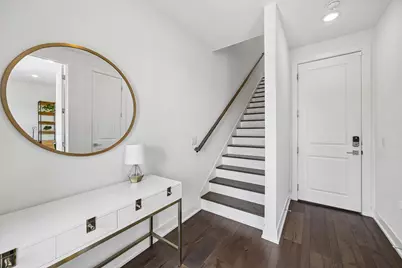 737 N Zang Boulevard #103, Dallas, TX 75208 - Photo 4