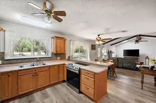 902 Greenbriar Dr, Joshua, TX 76058 - Photo 22