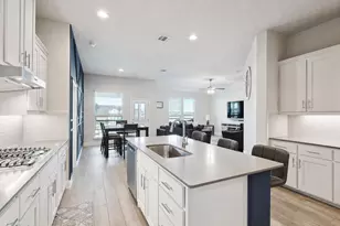 3712 Rolling Meadows Dr, Grand Prairie, TX 76065 - Photo 6
