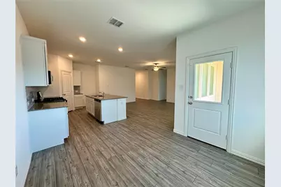 7905 Marsh Lane, McKinney, TX 75071 - Photo 4