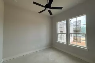 701 Water Side Dr, Van Alstyne, TX 75495 - Photo 4