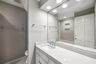 5126 Westgrove Dr, Dallas, TX 75248 - Photo 24