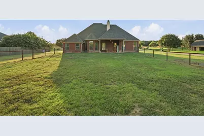 148 Fossil Rock Drive, Azle, TX 76020 - Photo 30