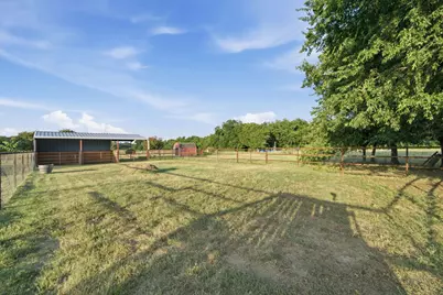 148 Fossil Rock Drive, Azle, TX 76020 - Photo 34
