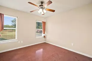 148 Fossil Rock Dr, Azle, TX 76020 - Photo 16