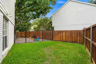 1641 Fuqua Dr, Flower Mound, TX 75028 - Photo 28