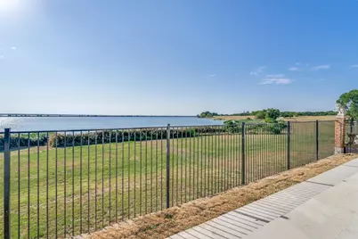 5210 Lake Terrace Court, Garland, TX 75043 - Photo 24