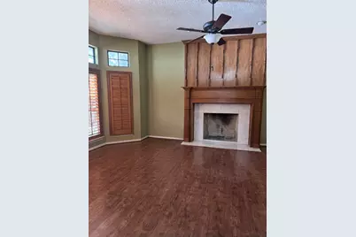 3700 Pelican Court, Arlington, TX 76016 - Photo 2