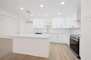 2904 Steve Dr, Hurst, TX 76054 - Photo 10