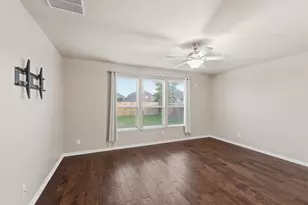 2208 Gregory Creek Dr, Little Elm, TX 75068 - Photo 12
