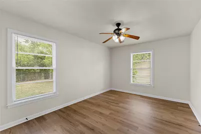 1007 N 61st Street, Waco, TX 76710 - Photo 10