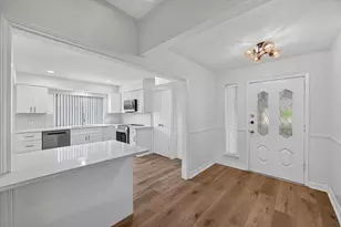 4610 Bellefontaine Ct, Arlington, TX 76017 - Photo 2