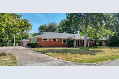 938 Nature Drive, Duncanville, TX 75116 - Photo 2