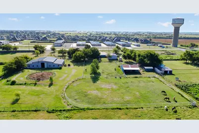 12501 Fm 2331, Godley, TX 76044 - Photo 16