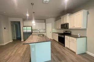 2607 Golden Bell Dr, Glenn Heights, TX 75154 - Photo 6